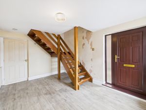Dining room- click for photo gallery